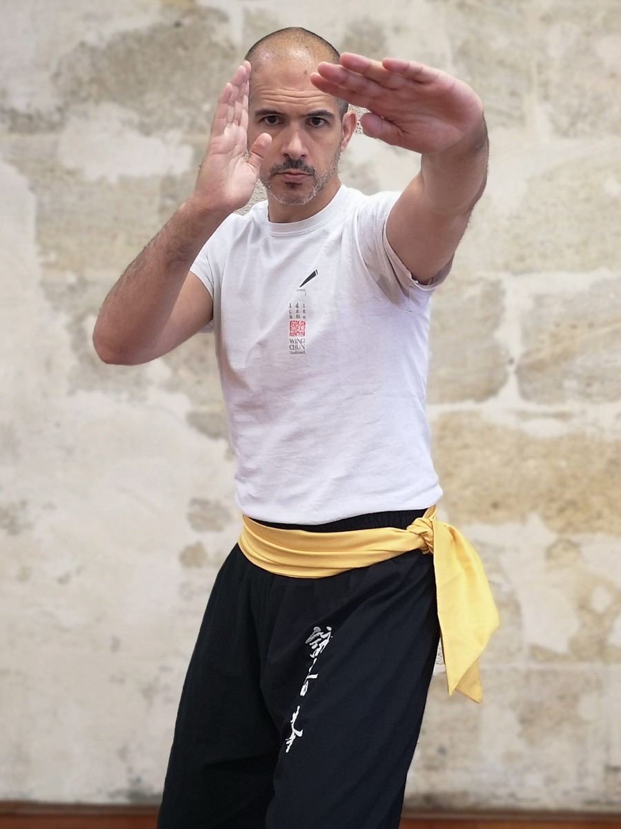 Josse Delaune en garde de Wing Chun, fondateur de WCTB Bordeaux Chartrons
